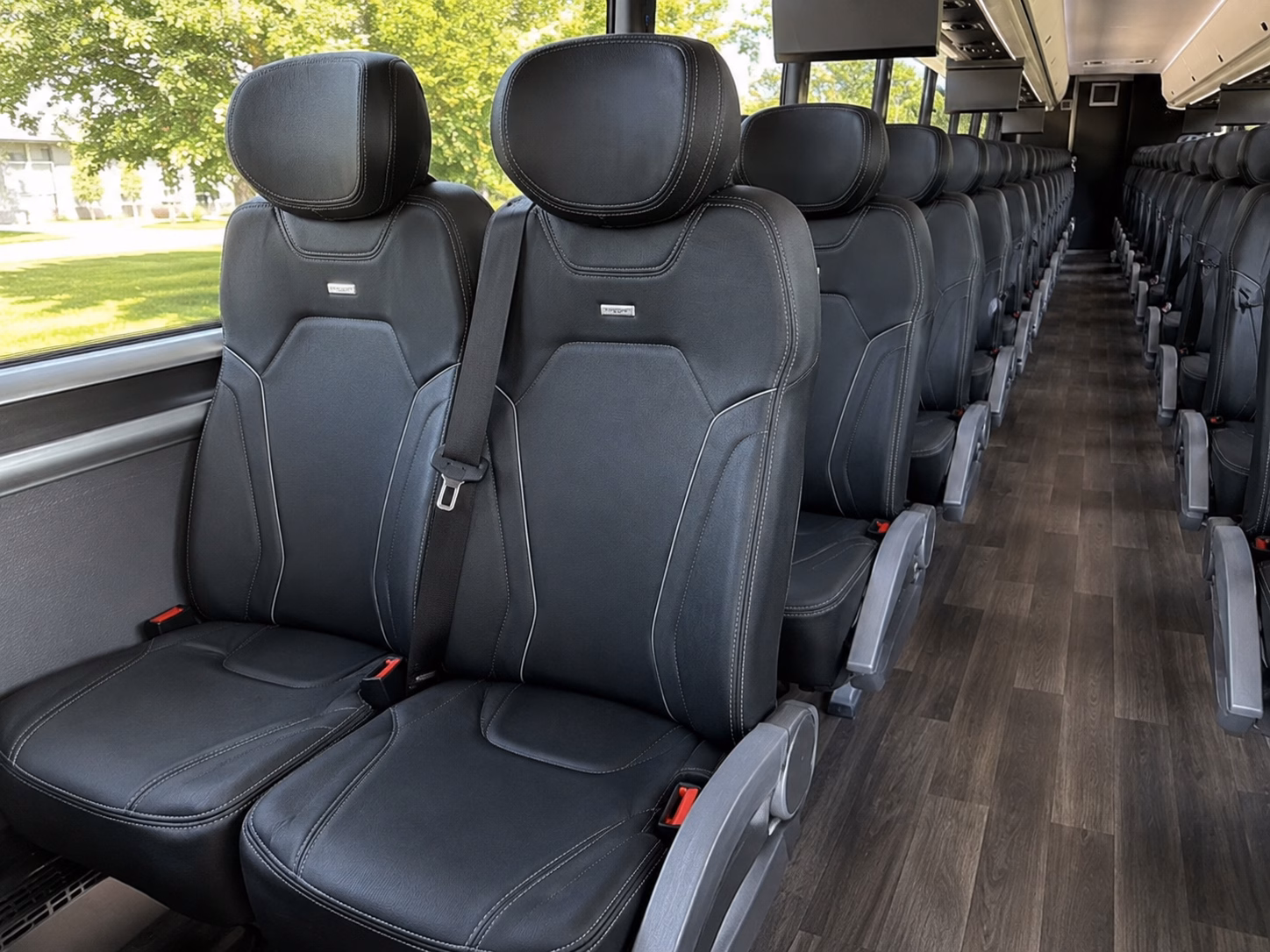 how the type of bus you choose changes the price in huntsville alabama
