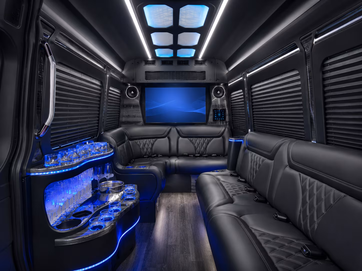 huntsvillecharterbusservices com helps you set up hotel to venue shuttles for defense and aerospace conferences